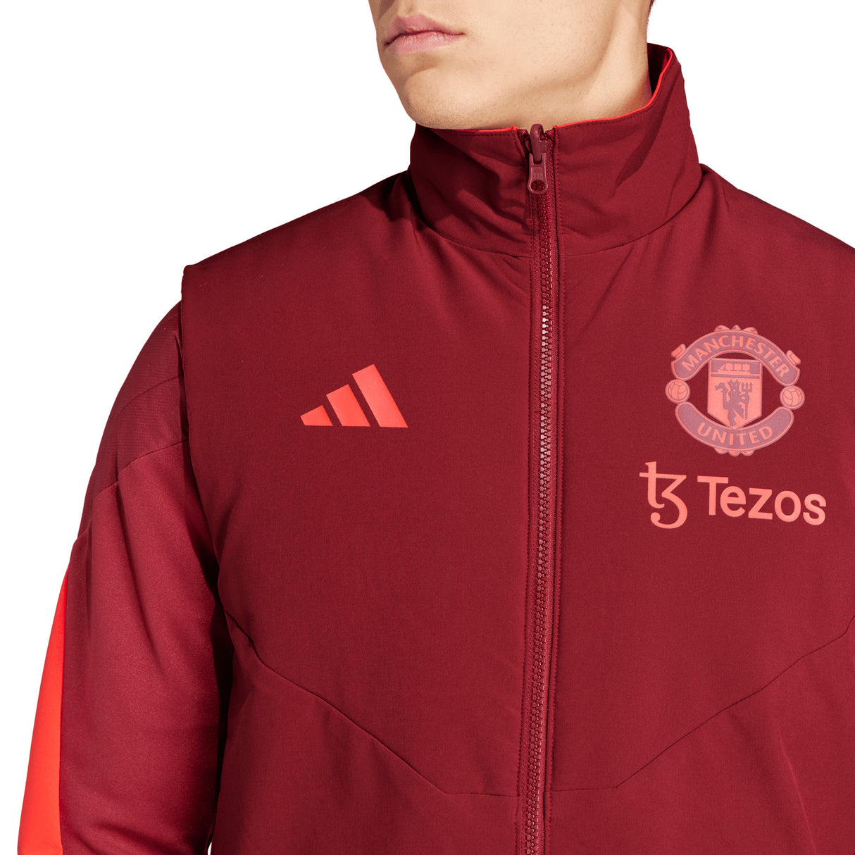 Manchester United European Training Winterised Vest - Burgundy - Kit Captain